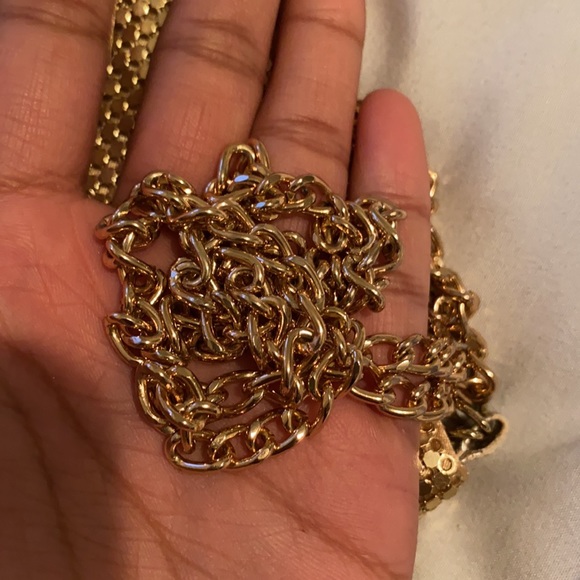 Gold Chainmail Guess Purse/ Party Purse - Picture 9 of 11